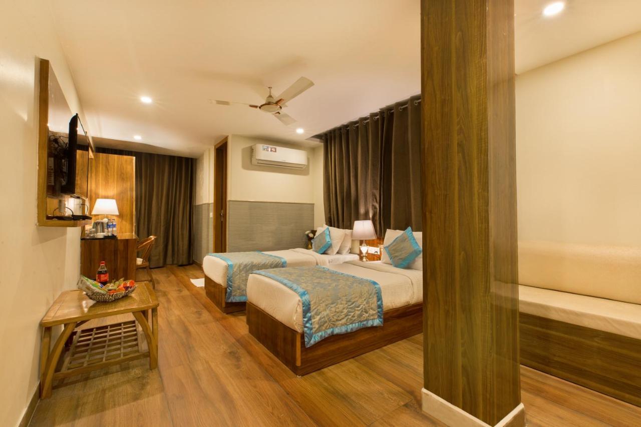 Hotel Viva Palace New Delhi Eksteriør billede