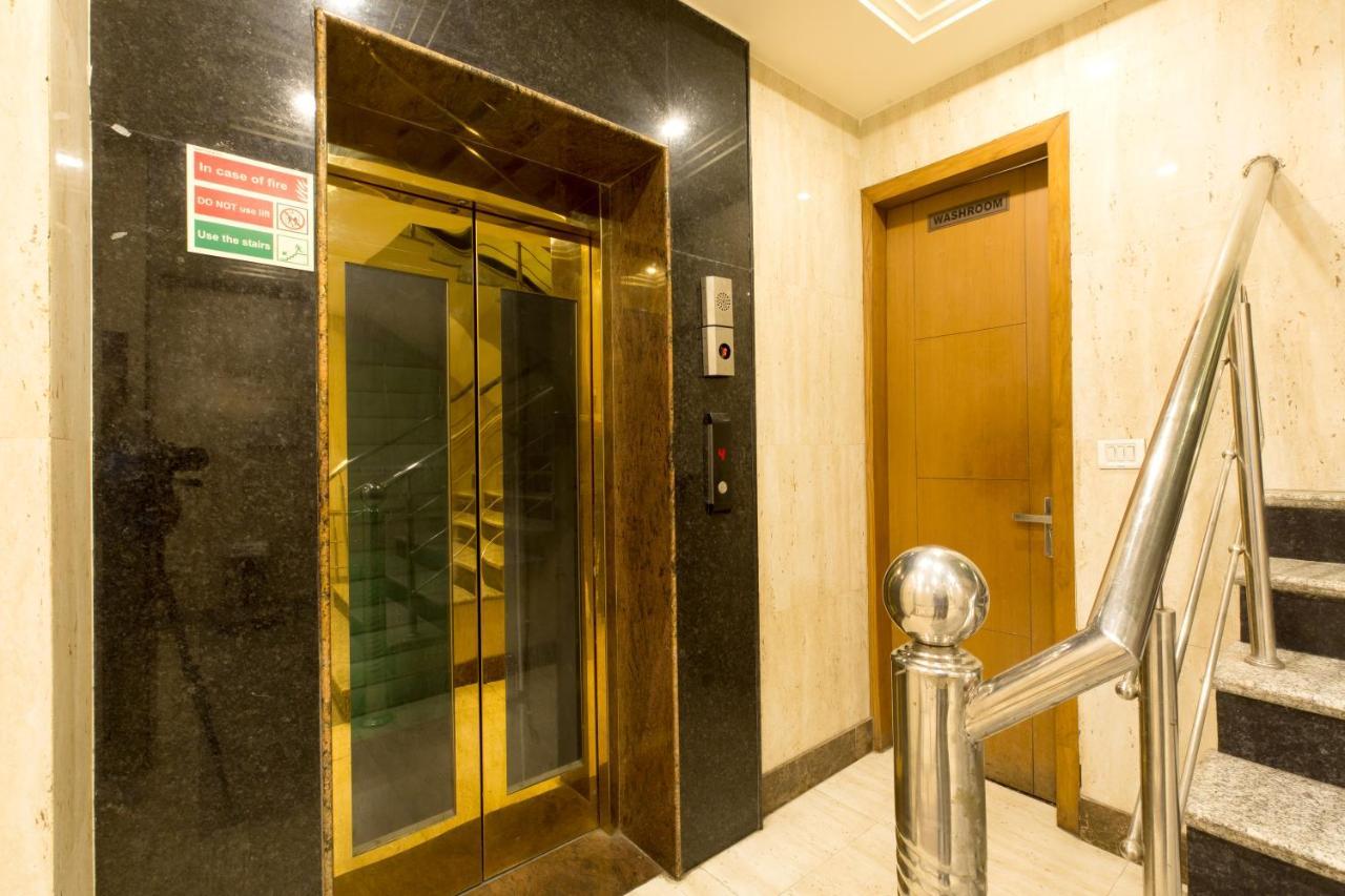 Hotel Viva Palace New Delhi Eksteriør billede