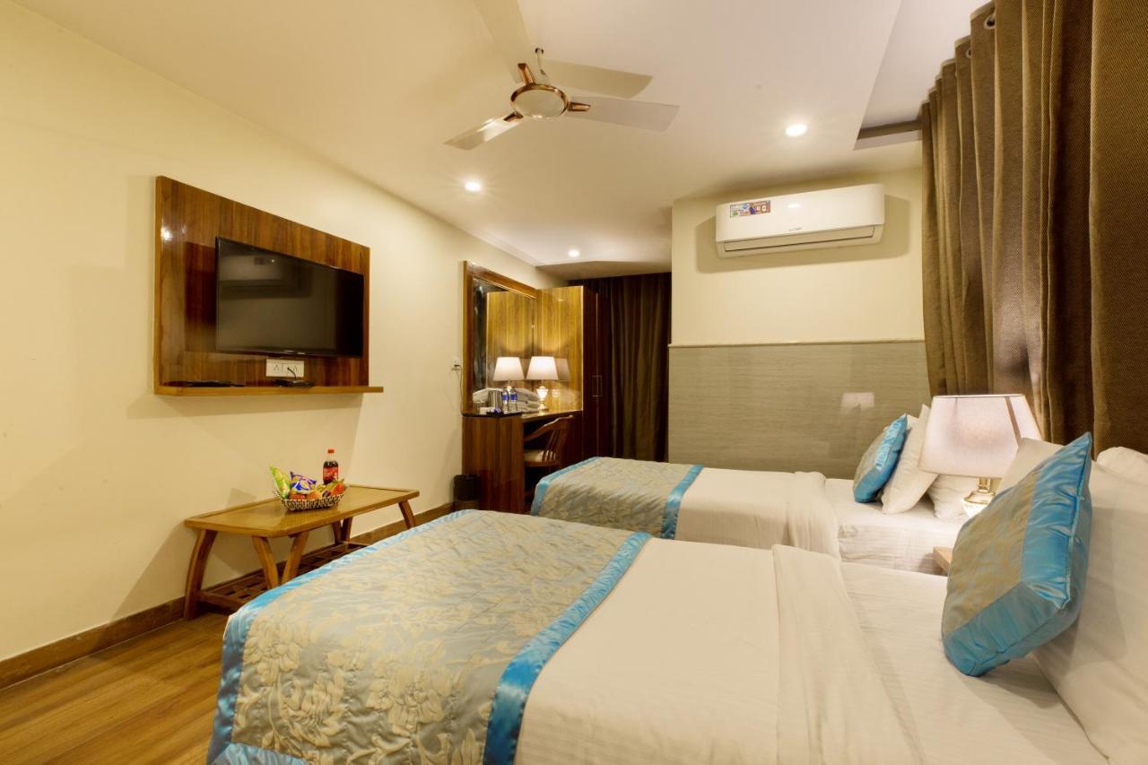 Hotel Viva Palace New Delhi Eksteriør billede