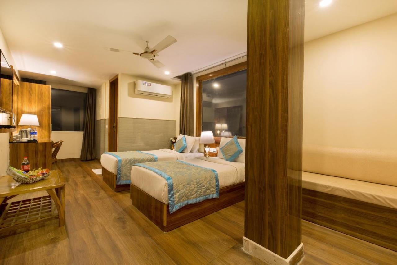 Hotel Viva Palace New Delhi Eksteriør billede